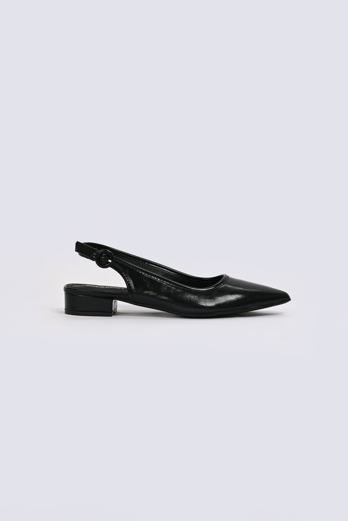 POINTED-TOE SLINGBACKS